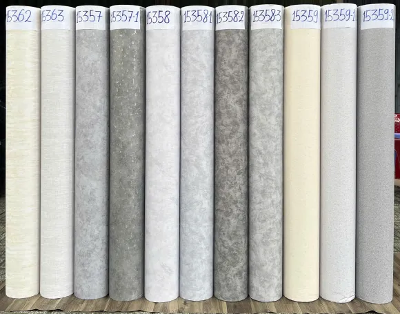 Biến phòng khách cũ thành không gian hiện đại chỉ với sàn nhựa